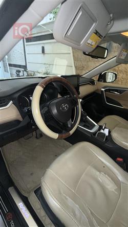 تويوتا راف 4